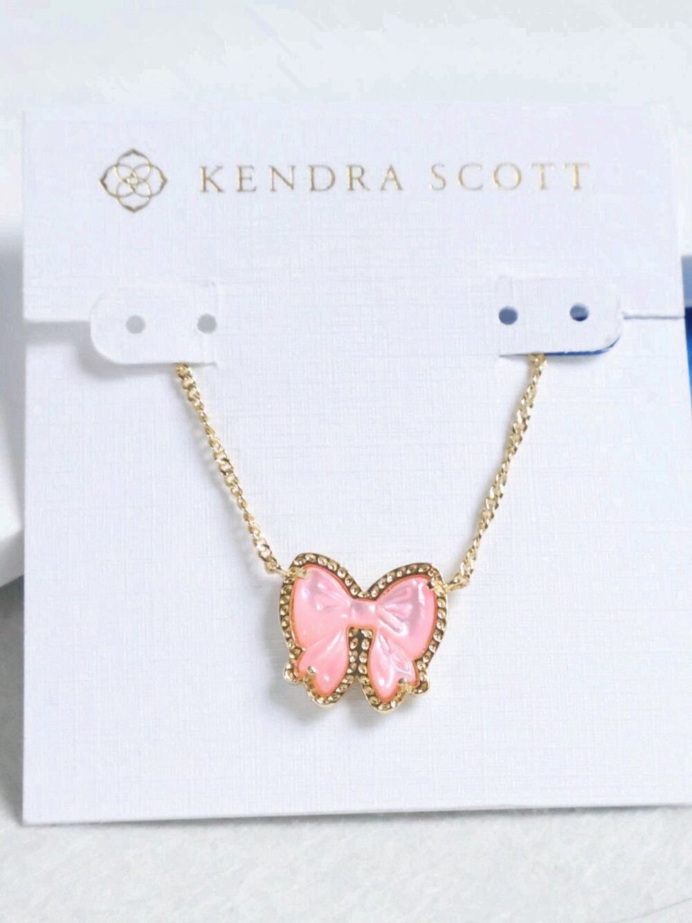 Kendra Scott Haley Bow Gold Blush Mother-of-Pearl Necklace NEW Perfect condition